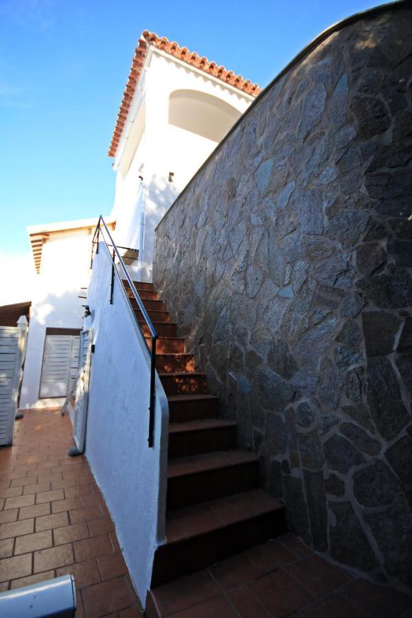 Wunderschoenes Kleines Apartment Fuer 2 Personen Mit Idylischen Blick Ins Gruene Cala Galdana  Extérieur photo